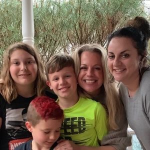 Meet your Posher, Katie